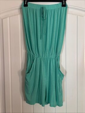 Turquoise strapless, Romper with pockets. Medium.